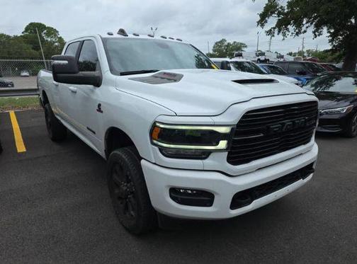 Bright White Clearcoat 2024 RAM 2500 Laramie Crew Cab 4x4 6'4' Box