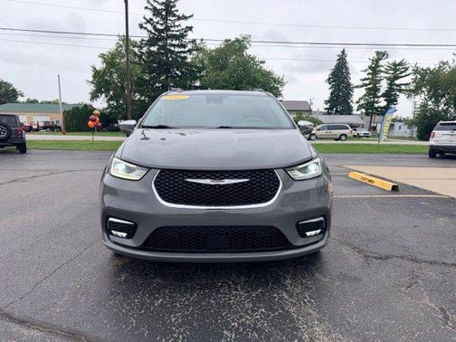 Ceramic Gray Clearcoat 2022 Chrysler Pacifica Limited
