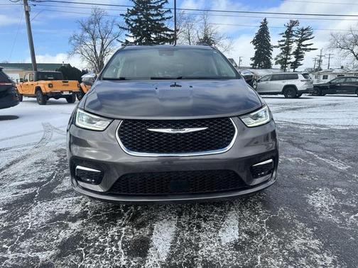 2022 Chrysler Pacifica Limited