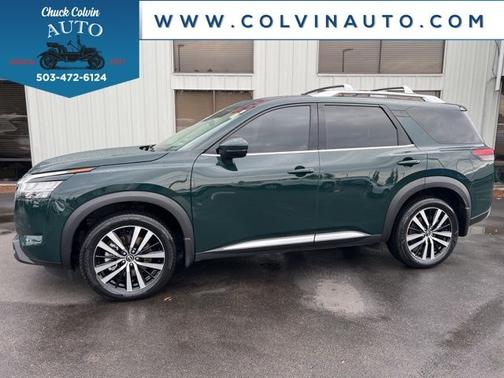 2023 Nissan Pathfinder Platinum