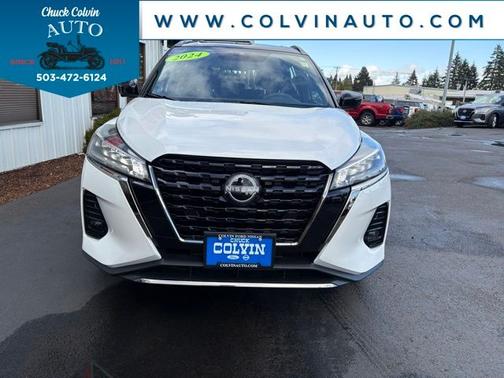 2024 Nissan Kicks SR