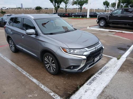 2019 Mitsubishi Outlander SEL