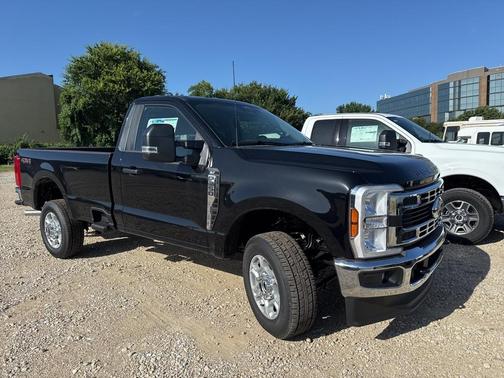 2025 Ford F-350 XLT