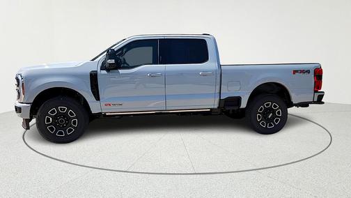 Avalanche 2026 Ford F-250 Platinum