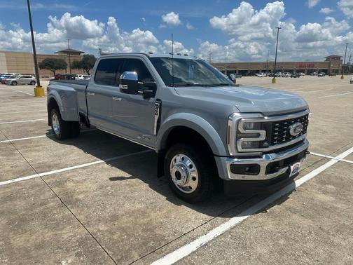 2025 Ford F-450 King Ranch