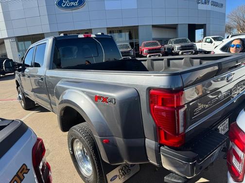 2022 Ford F-350 Lariat Super Duty