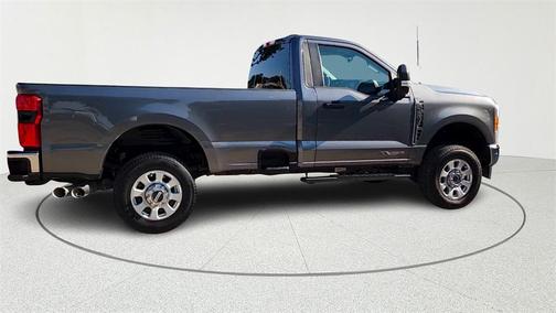 2023 Ford F-350 XLT