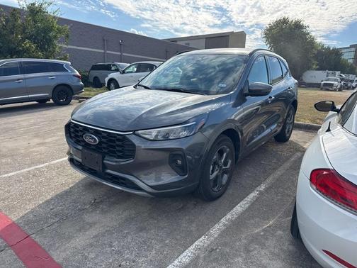 2023 Ford Escape ST-Line Select