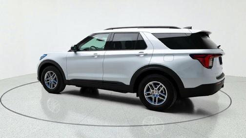 White Metallic 2026 Ford Explorer Active (200A) 4WD