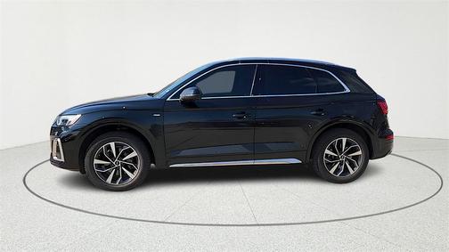 2023 Audi Q5 45 S line quattro Premium