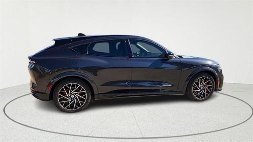 2022 Ford Mustang Mach-E GT