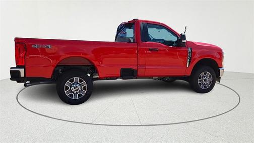 2025 Ford F-350 XLT
