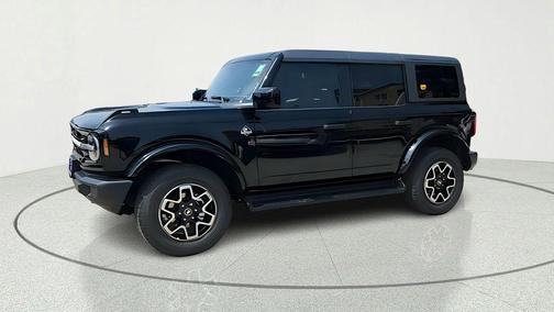 Black 2026 Ford Bronco Outer Banks