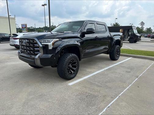 2023 Toyota Tundra Hybrid Platinum
