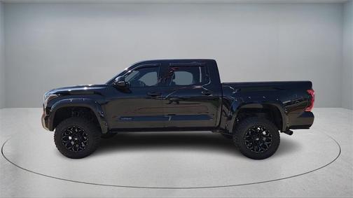 2023 Toyota Tundra Hybrid Platinum