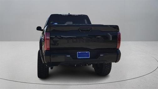 2023 Toyota Tundra Hybrid Platinum