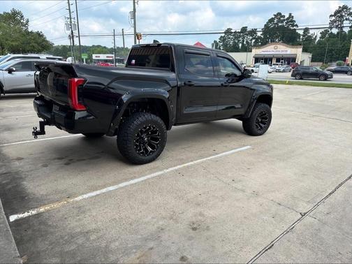 2023 Toyota Tundra Hybrid Platinum