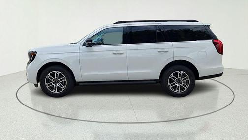 White Metallic 2026 Ford Expedition Active
