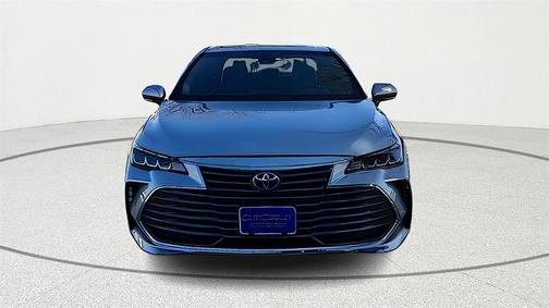 2021 Toyota Avalon Hybrid XLE