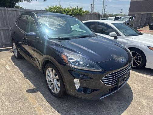 2021 Ford Escape Titanium Hybrid