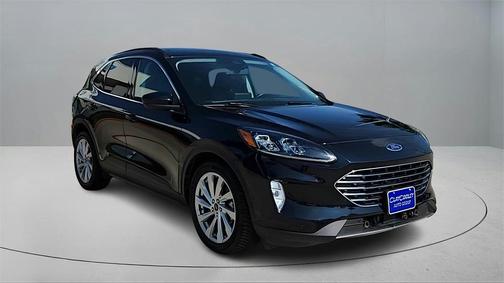 2021 Ford Escape Titanium Hybrid