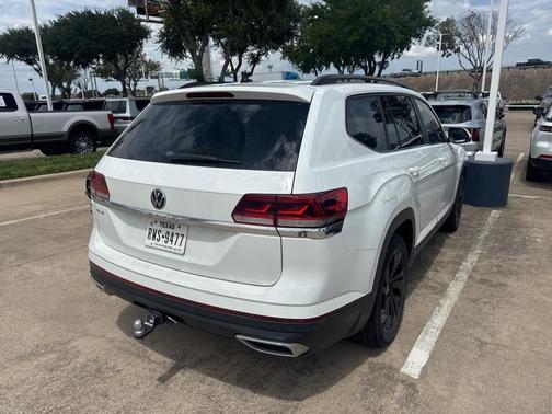 2022 Volkswagen Atlas 3.6L SE w/Technology