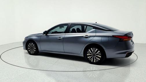 Gun Metallic 2024 Nissan Altima 2.5 SV
