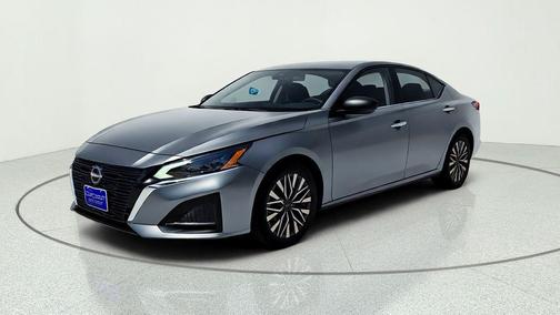 Gun Metallic 2024 Nissan Altima 2.5 SV