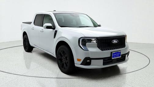 White Metallic 2026 Ford Maverick Lobo Standard