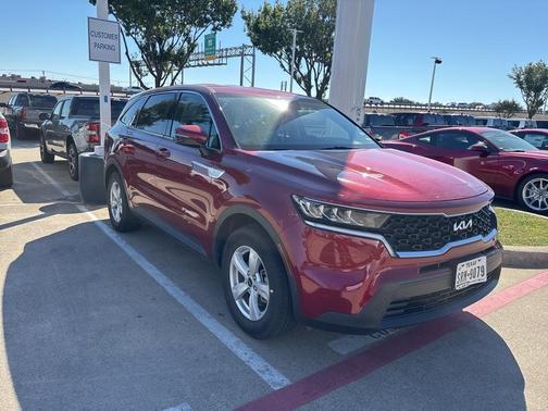 2022 Kia Sorento LX