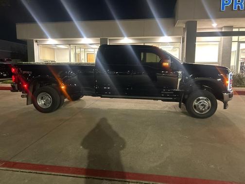 2024 Ford F-350 Lariat Super Duty