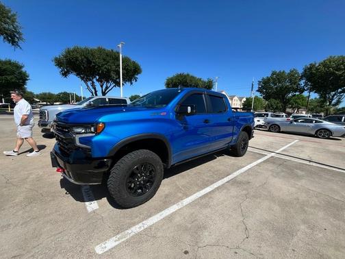 2024 Chevrolet Silverado 1500 ZR2