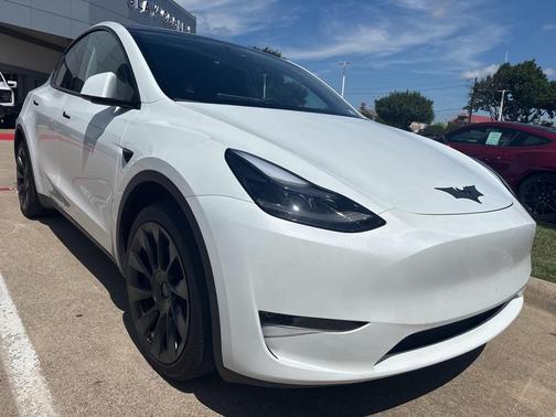 2024 Tesla Model Y Long Range