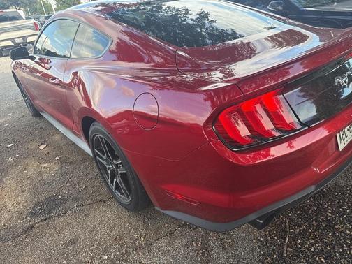 2022 Ford Mustang EcoBoost Premium