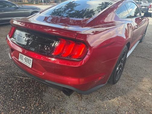 2022 Ford Mustang EcoBoost Premium