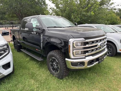 2025 Ford F-350 Lariat Super Duty