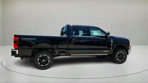 2025 Ford F-350 Lariat Super Duty