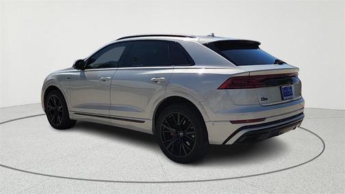 2023 Audi Q8 55 Premium Plus