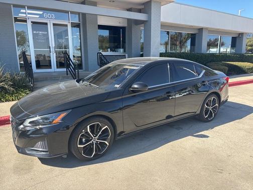 2024 Nissan Altima 2.5 SR