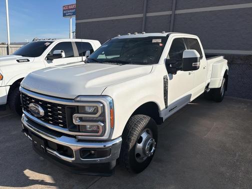 2023 Ford F-350 Lariat Super Duty