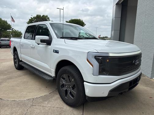 2025 Ford F-150 Lightning LARIAT