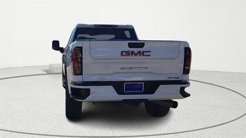 2024 GMC Sierra 2500 AT4