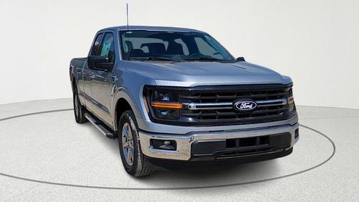 Iconic Silver Metallic 2025 Ford F-150 XLT Truck