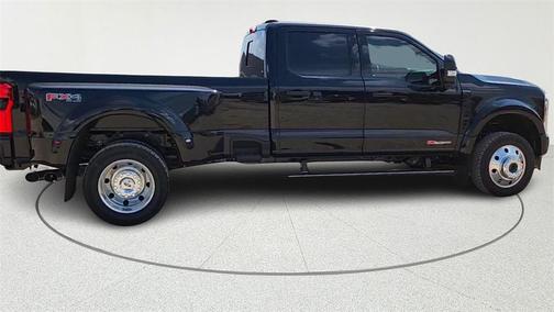 2025 Ford F-450 Platinum