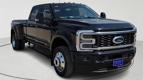 2025 Ford F-450 Platinum