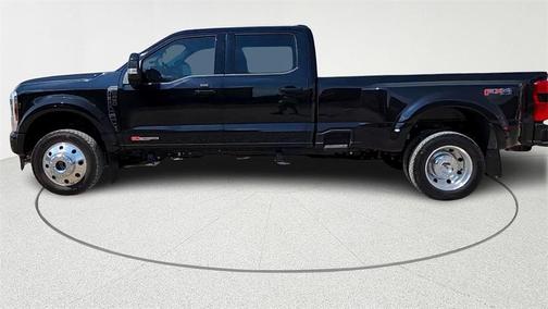 2025 Ford F-450 Platinum