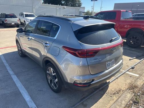 2022 Kia Sportage EX