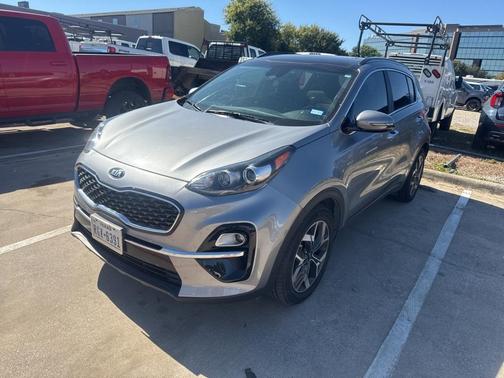 2022 Kia Sportage EX