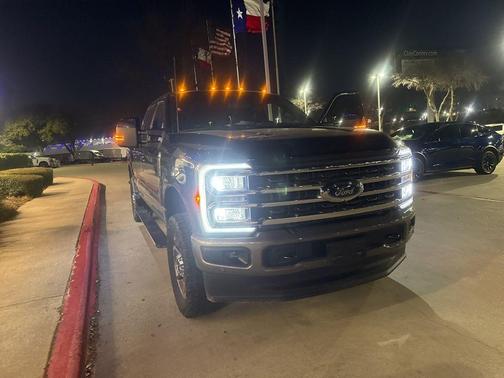 2023 Ford F-350 King Ranch