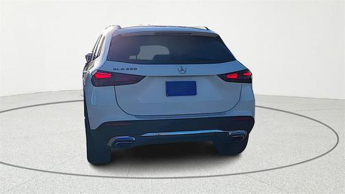 2025 Mercedes-Benz GLA 250 Base